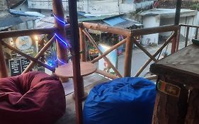 Bluefin Place To Stay
